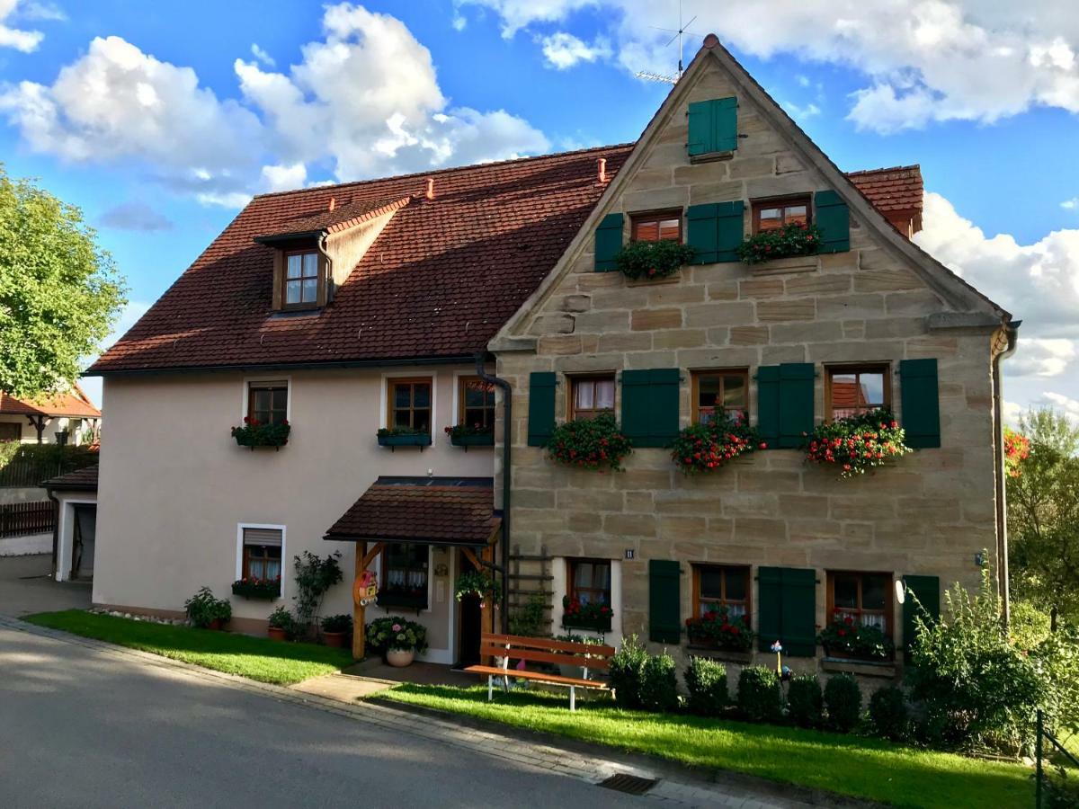 Ferienhaus Eitel Apartment Spalt Bagian luar foto